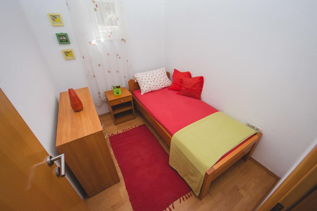 Apartment Karla&Nella Stobreč エクステリア 写真